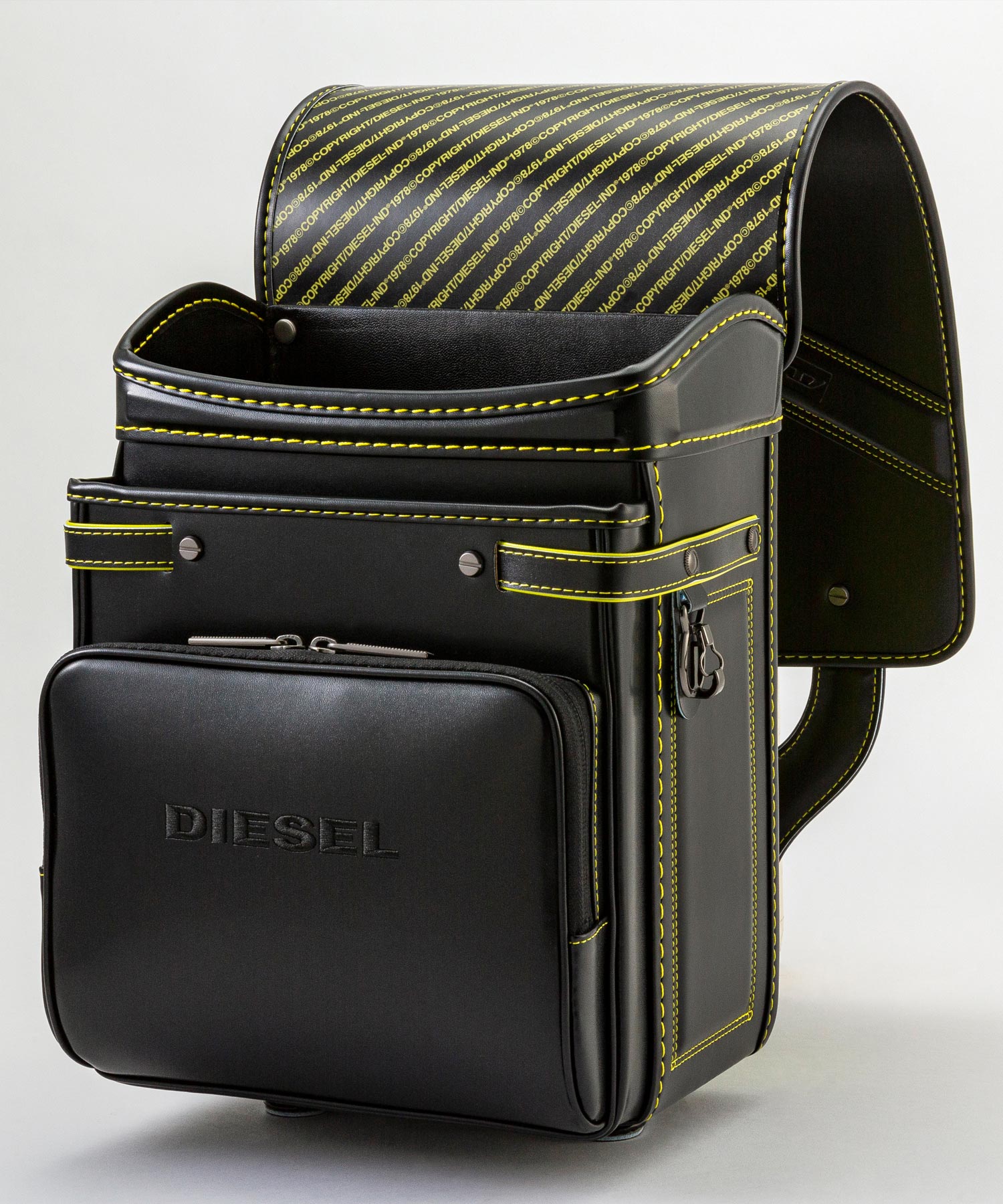 DIESEL(ディーゼル)EMBOSSED 5TH POCKET(エンボスド 5TH ポケット