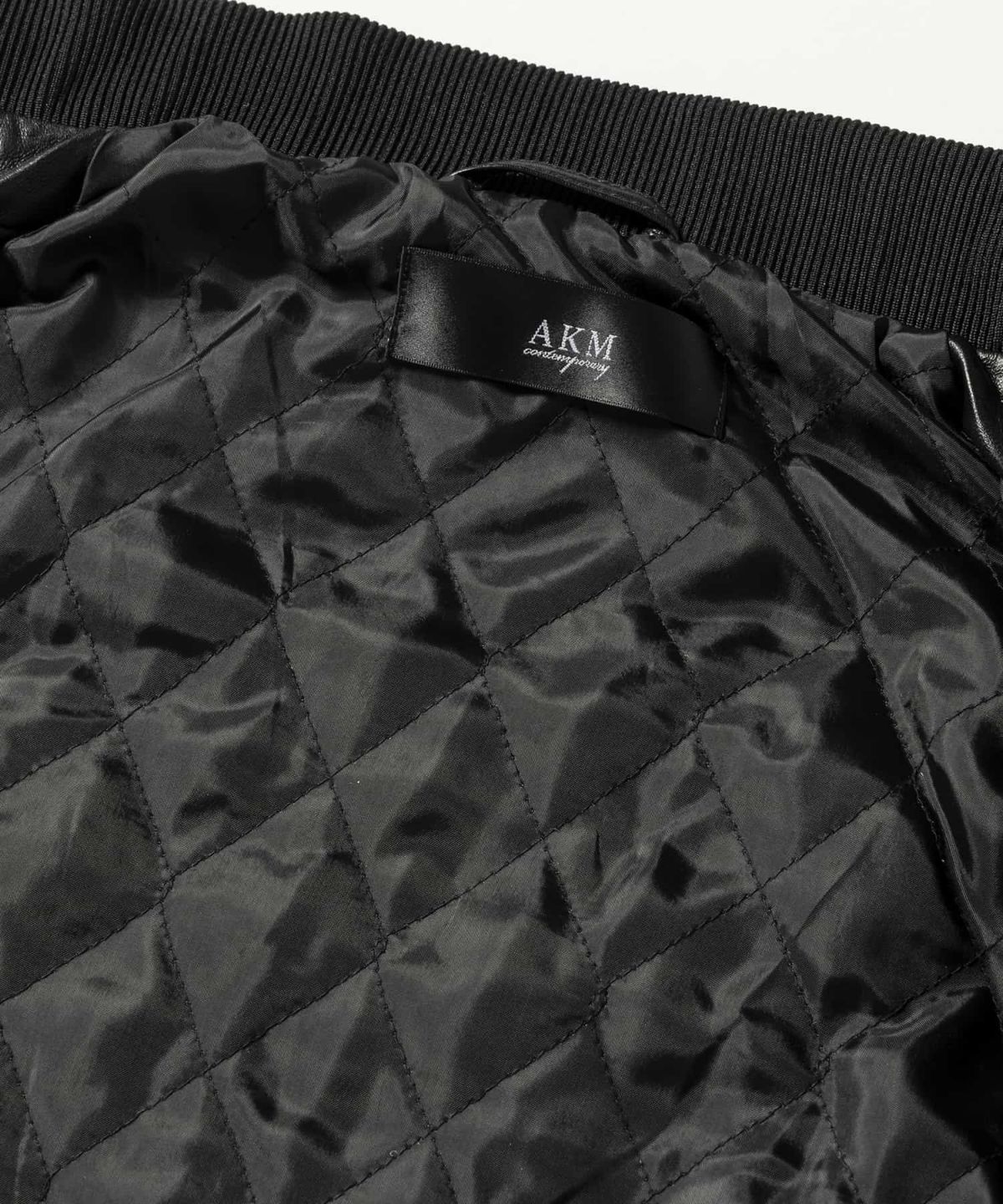 AKM Contemporary(エイケイエムコンテンポラリー)レザーブルゾン
