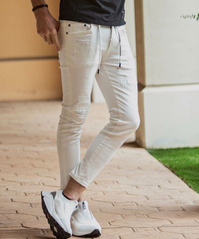 1PIU1UGUALE3 RELAX(ウノピゥウノウグァーレトレ リラックス)アンクル丈ホワイトダメージデニムパンツ