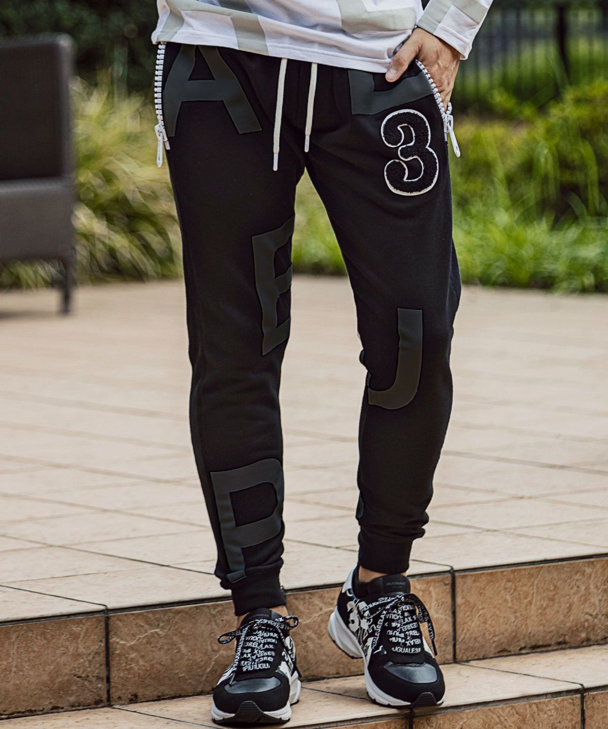 1PIU1UGUALE3 RELAX(ウノピゥウノウグァーレトレ リラックス)ビッグ