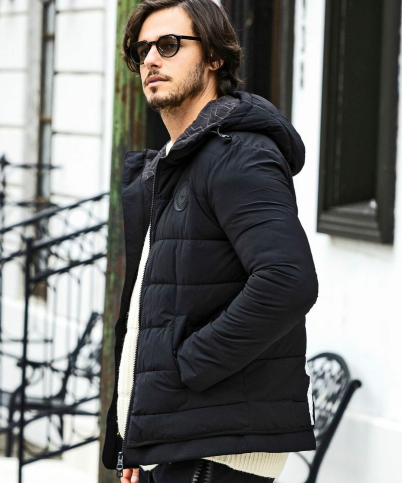 ウノピュウウノウグァトーレリラックス中綿フードパーカーsニット