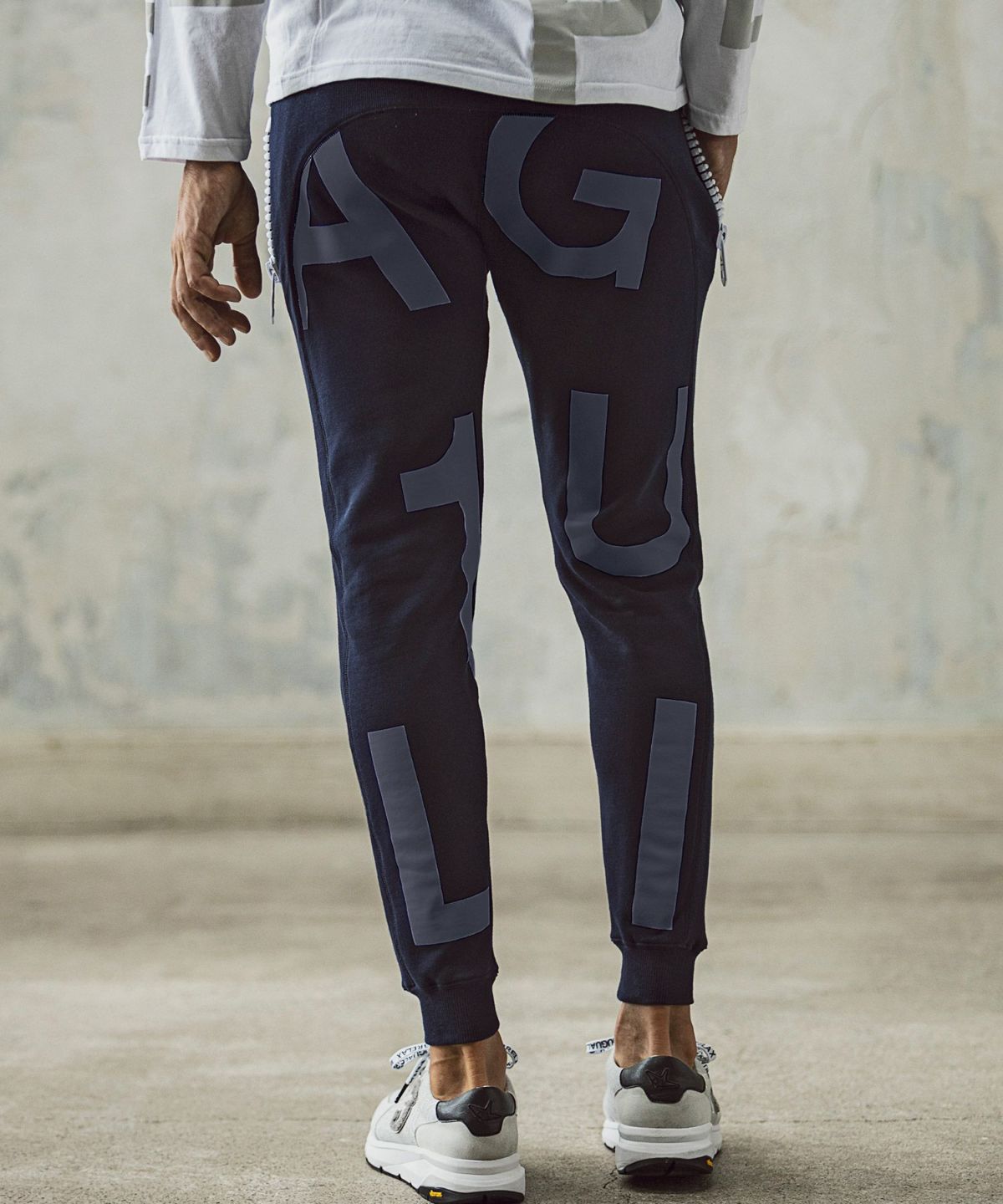 1PIU1UGUALE3 RELAX(ウノピゥウノウグァーレトレ リラックス)ビッグ