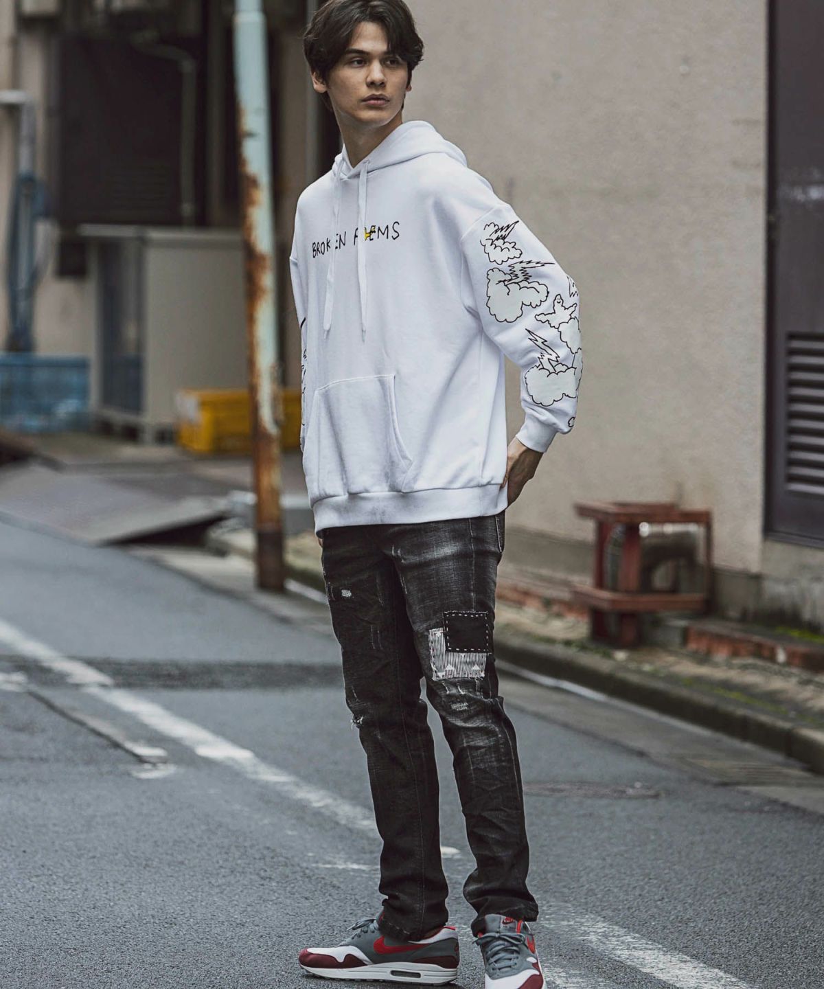 Mark Gonzales(マーク ゴンザレス)スウェットプルオーバーフーディー