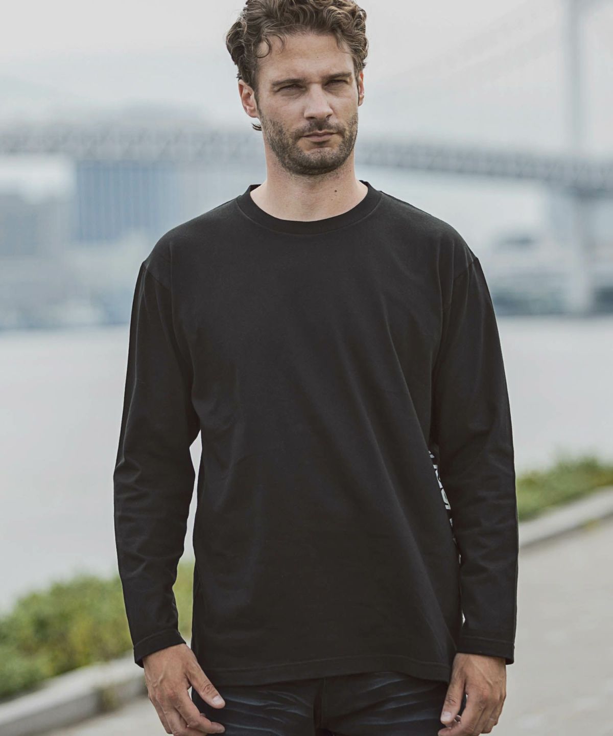 1PIU1UGUALE3 RELAX(ウノピゥウノウグァーレトレ リラックス)サイド