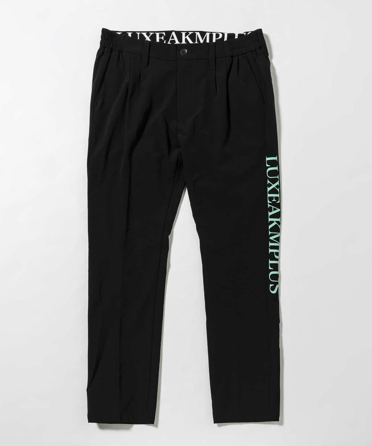 LUXEAKMPLUS(リュクスエイケイエムプラス)ゴルフ サイドロゴ