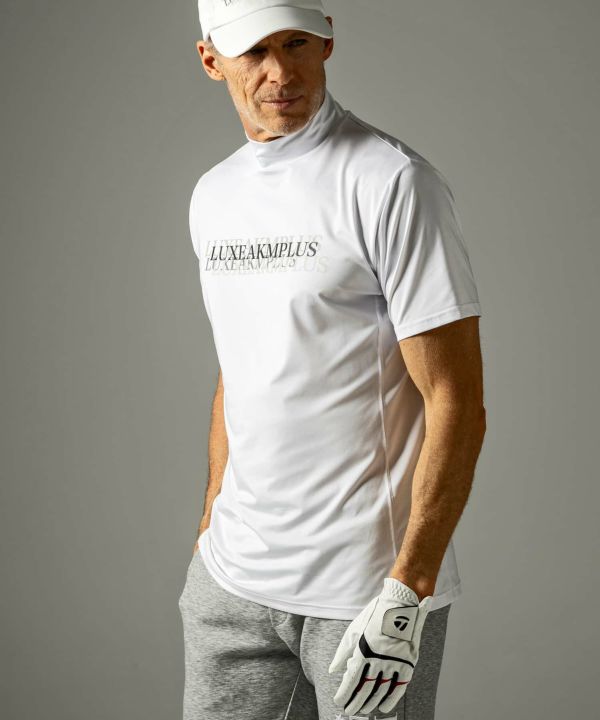 エイミーゴルフ、モックネック、ロゴTシャツ AKM LUXEAKMPLUS リュクスエイケイエムプラス ゴルフ 総柄ロゴ