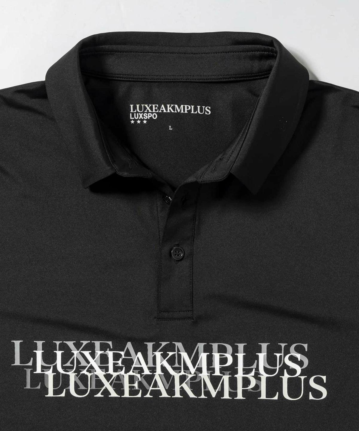 LUXEAKMPLUS(リュクスエイケイエムプラス)フロントロゴ半袖ポロシャツ 66lah-22001_bk_1o.jpg