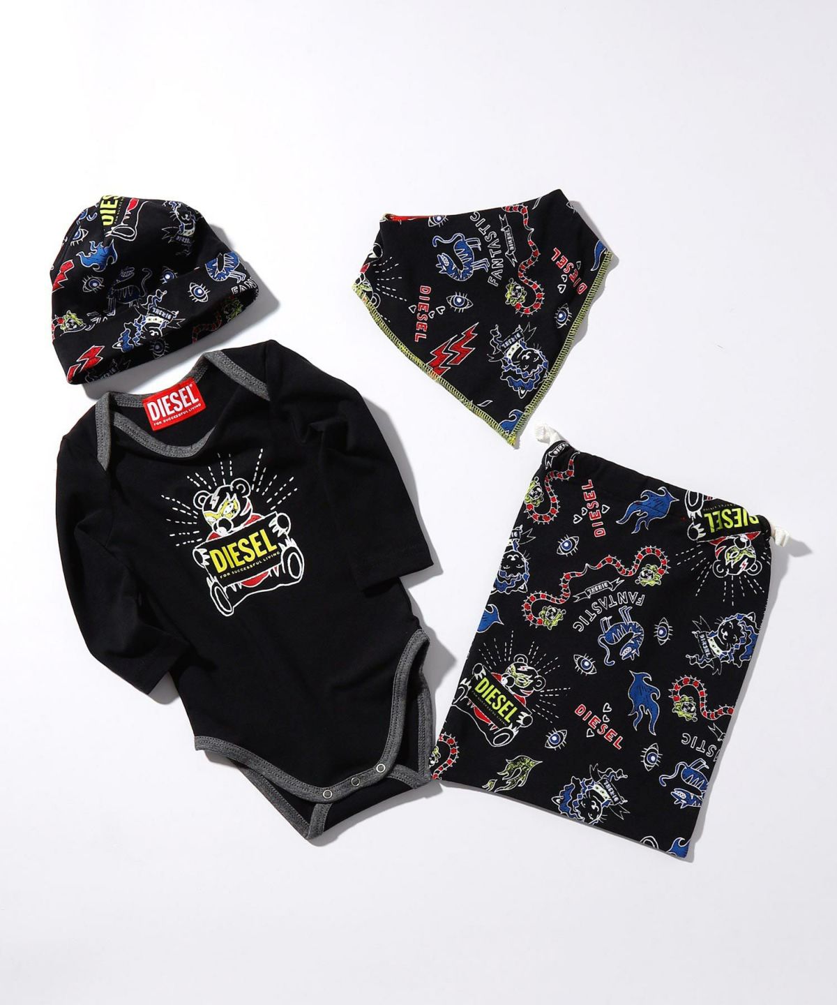 DIESEL(ディーゼル)Kids & Junior ベビーロンパースセットアップ 