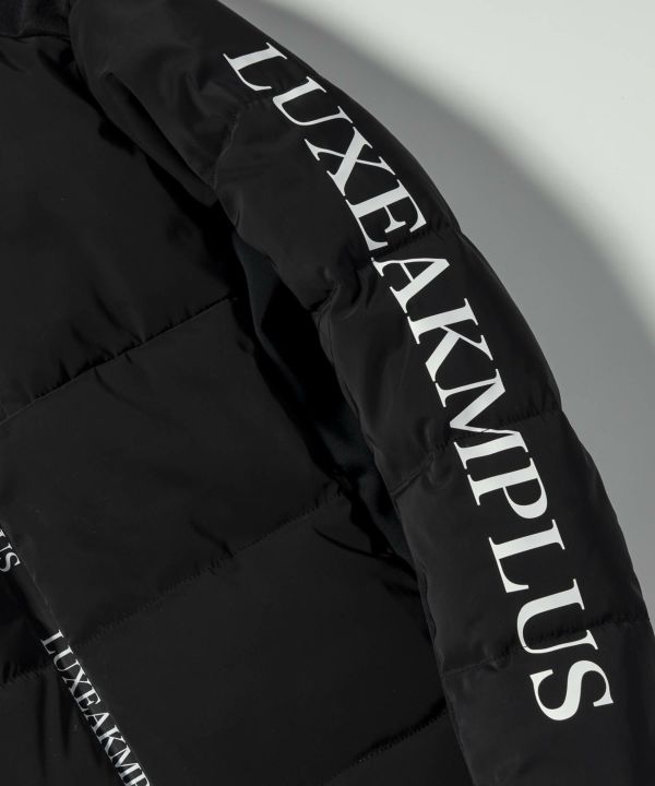 LUXEAKMPLUS(リュクスエイケイエムプラス)ゴルフ 袖ロゴフィット
