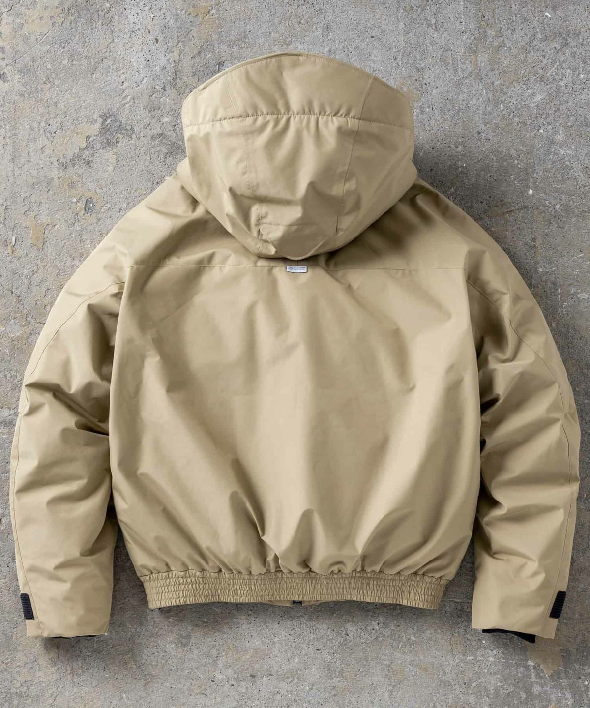 フリーパーソン phenix(プラスフェニックス)GORE DOWN BOMBER JACKET / WINDSTOPPER