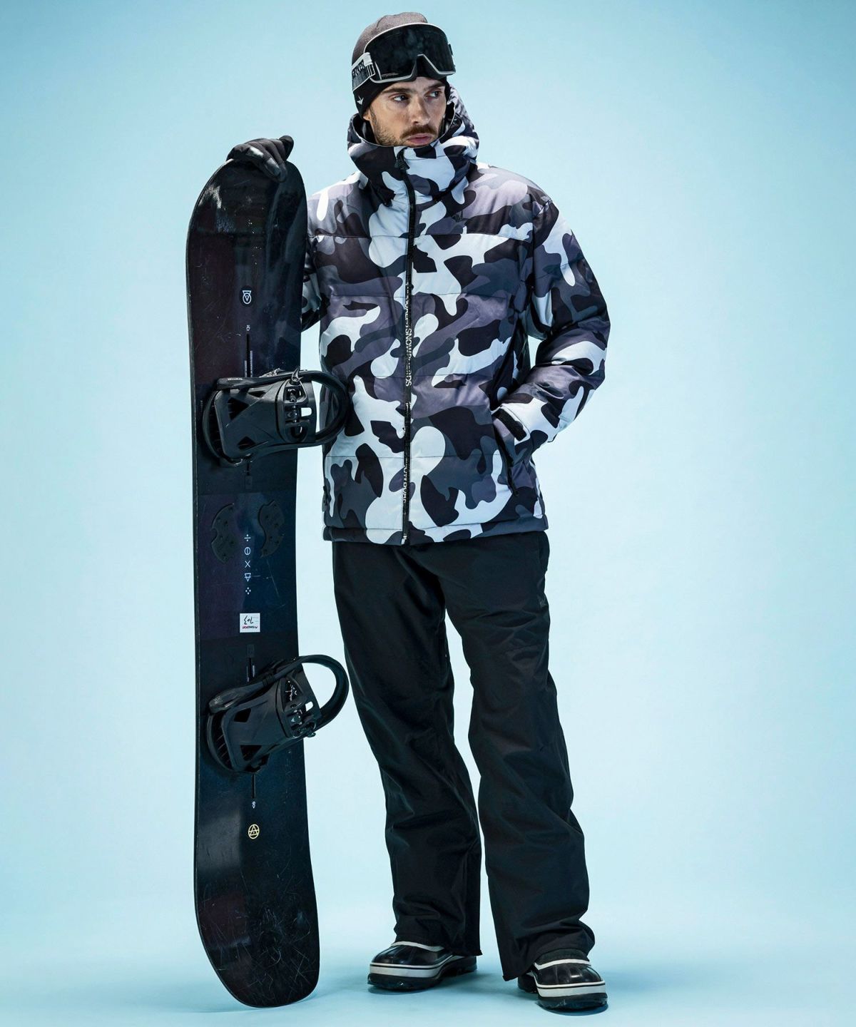 1PIU1UGUALE3 SNOWBOARDS(ウノ ピゥ ウノ ウグァーレ トレ