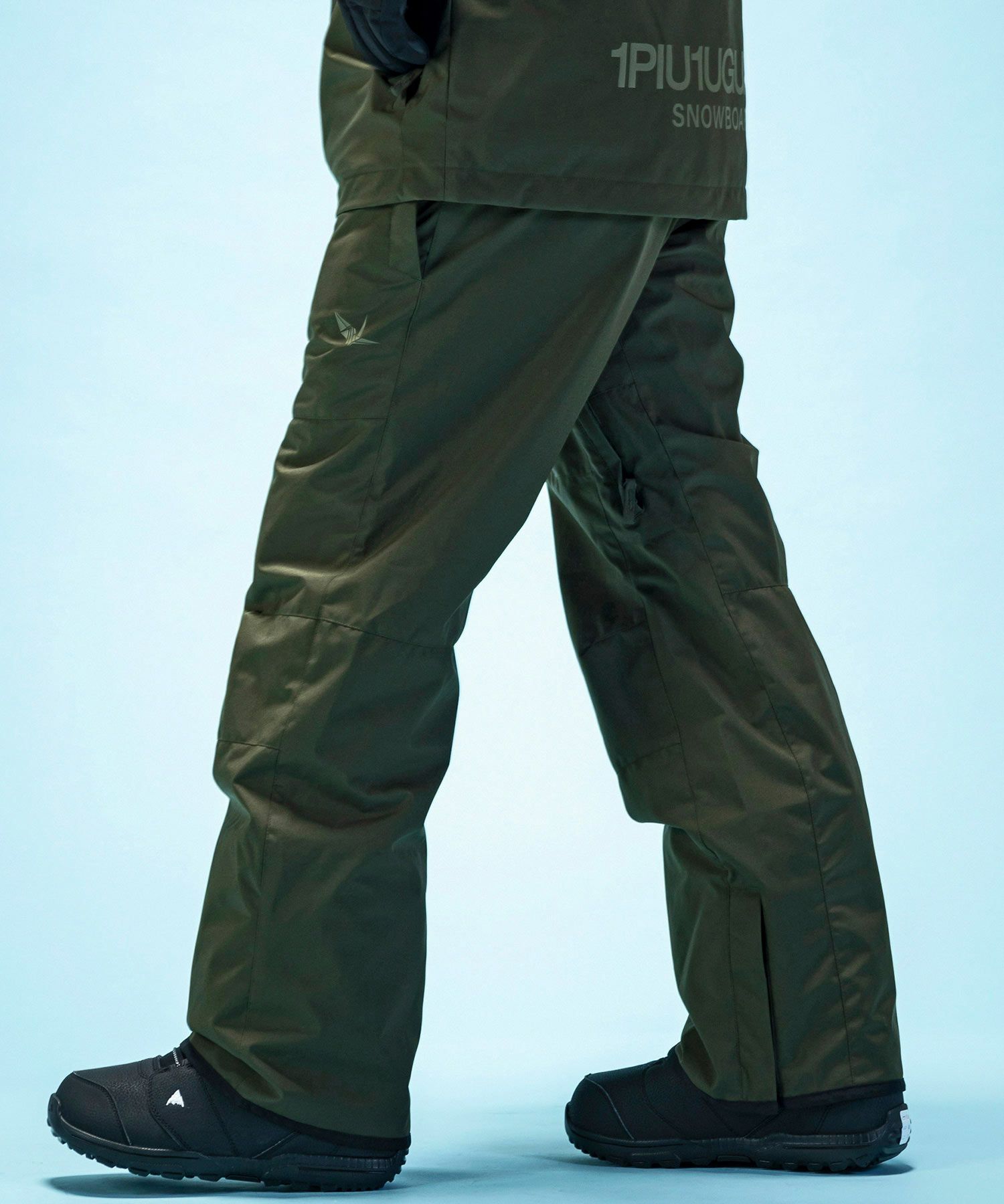 1PIU1UGUALE3 SNOWBOARDS(ウノ ピゥ ウノ ウグァーレ トレ