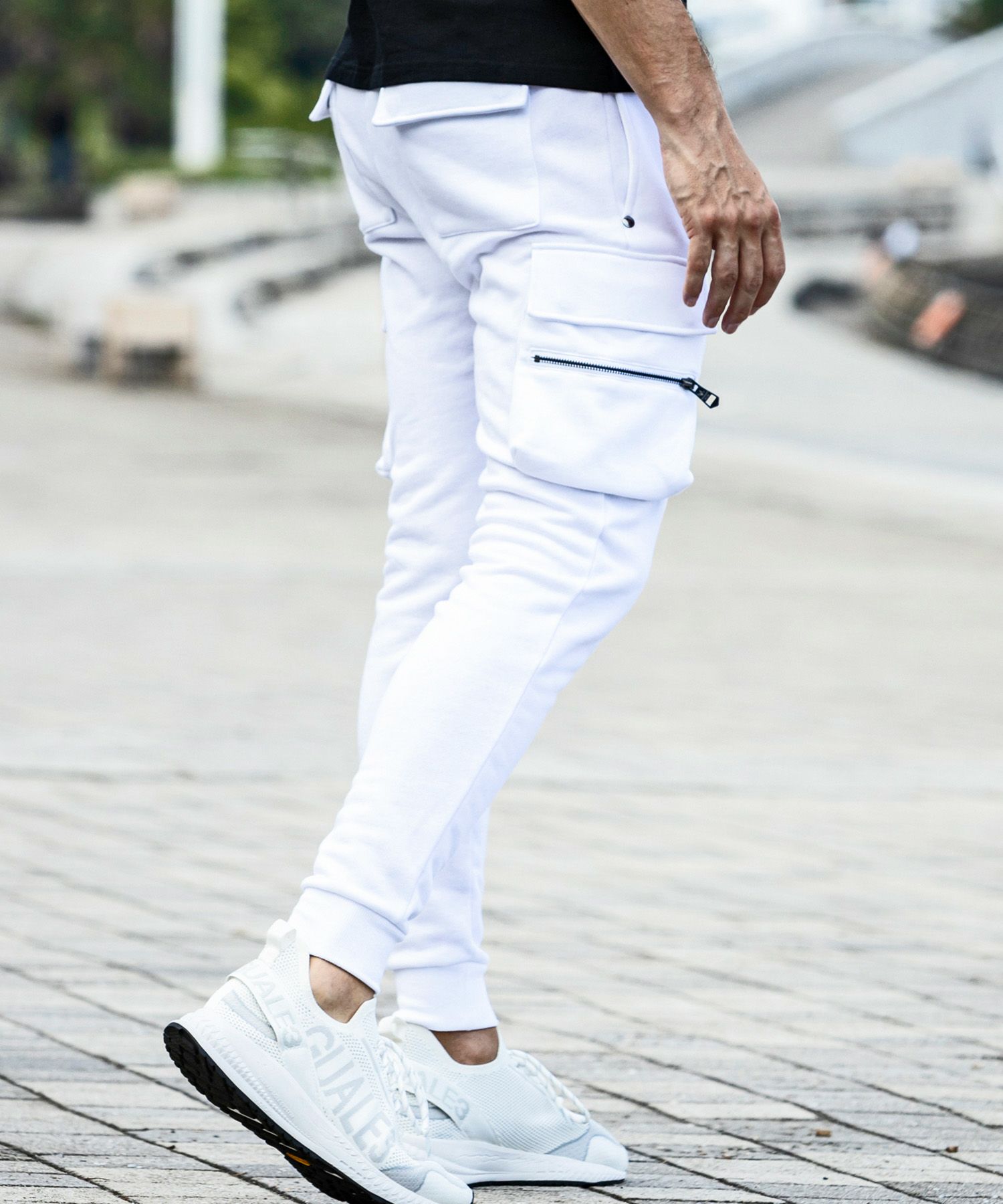 1PIU1UGUALE3 RELAX(ウノピゥウノウグァーレトレ リラックス