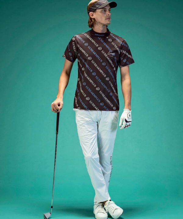 LUXEAKMPLUS(リュクスエイケイエムプラス)ゴルフ 総柄ロゴ半袖モック