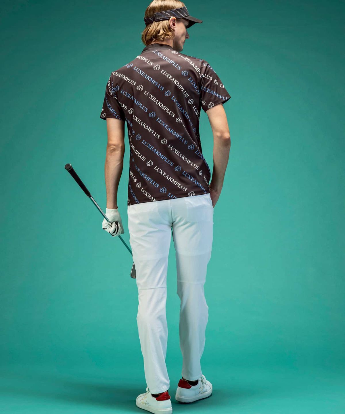 LUXEAKMPLUS(リュクスエイケイエムプラス)ゴルフ 総柄ロゴ半袖モック