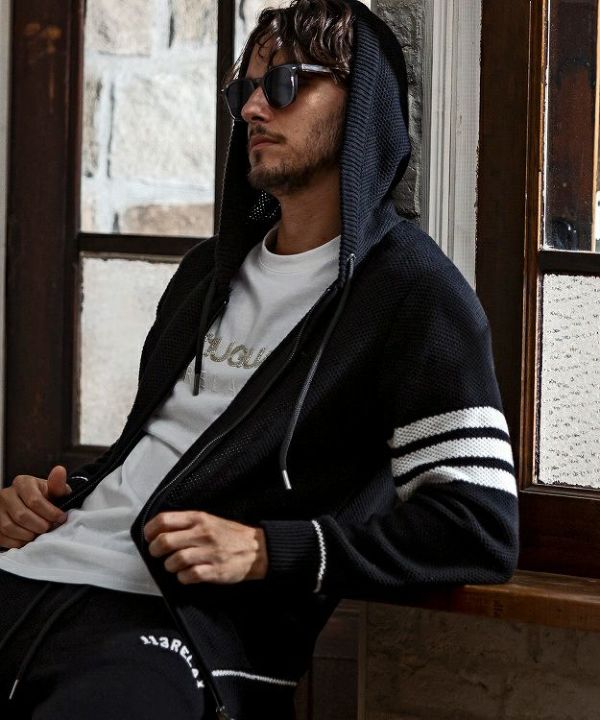 1PIU1UGUALE3 RELAX(ウノピゥウノウグァーレトレ リラックス)バック