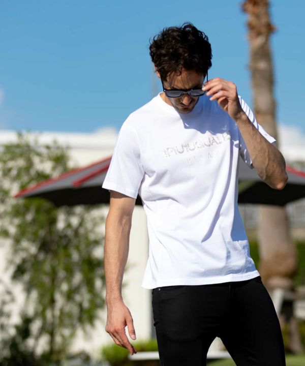 ウノピュウノウグァーレトレリラックス 美品! ネックロゴL/SカットソーサイズS 1PIU1UGUALE3 RELAX tシャツ 「WEB・直営店限定」1PIU1UGUALE3 RELAX