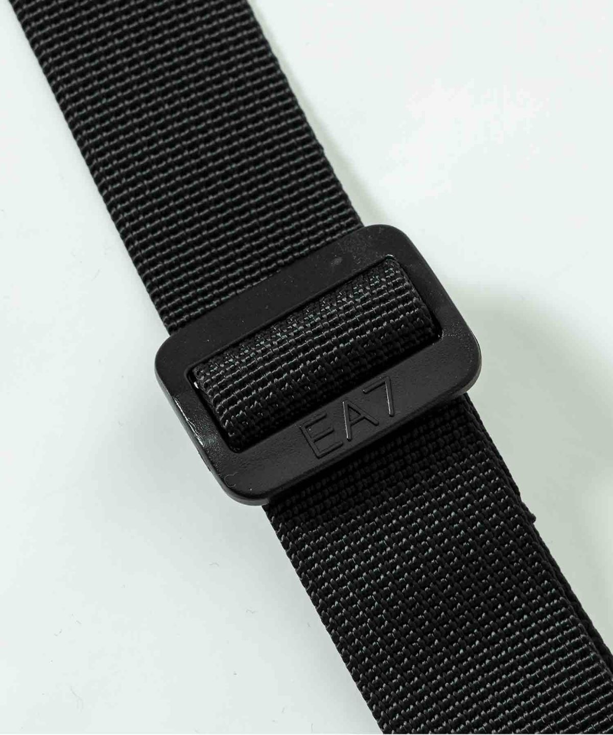 Emporio Armani ショルダーバッグ ブラック - メルカリ