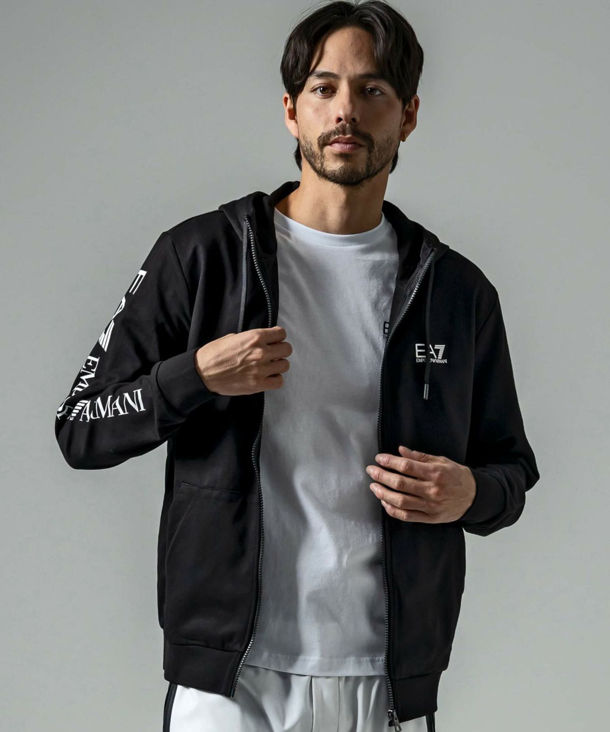 EMPORIO ARMANI EA7(イーエーセブン)TRAIN LOGO SERIES M HOODIE FZ EXTENDED LOGO COFT/ パーカー/スウェット/ジップアップ/フーディー/ロゴ/エンポリオ アルマーニ | SHIFFON公式通販サイト｜SHIFFON ONLINE STORE