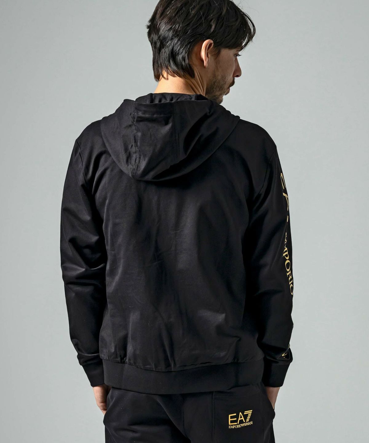 EMPORIO ARMANI EA7(イーエーセブン)TRAIN LOGO SERIES M HOODIE FZ EXTENDED LOGO COFT/ パーカー/スウェット/ジップアップ/フーディー/ロゴ/エンポリオ アルマーニ | SHIFFON公式通販サイト｜SHIFFON ONLINE STORE