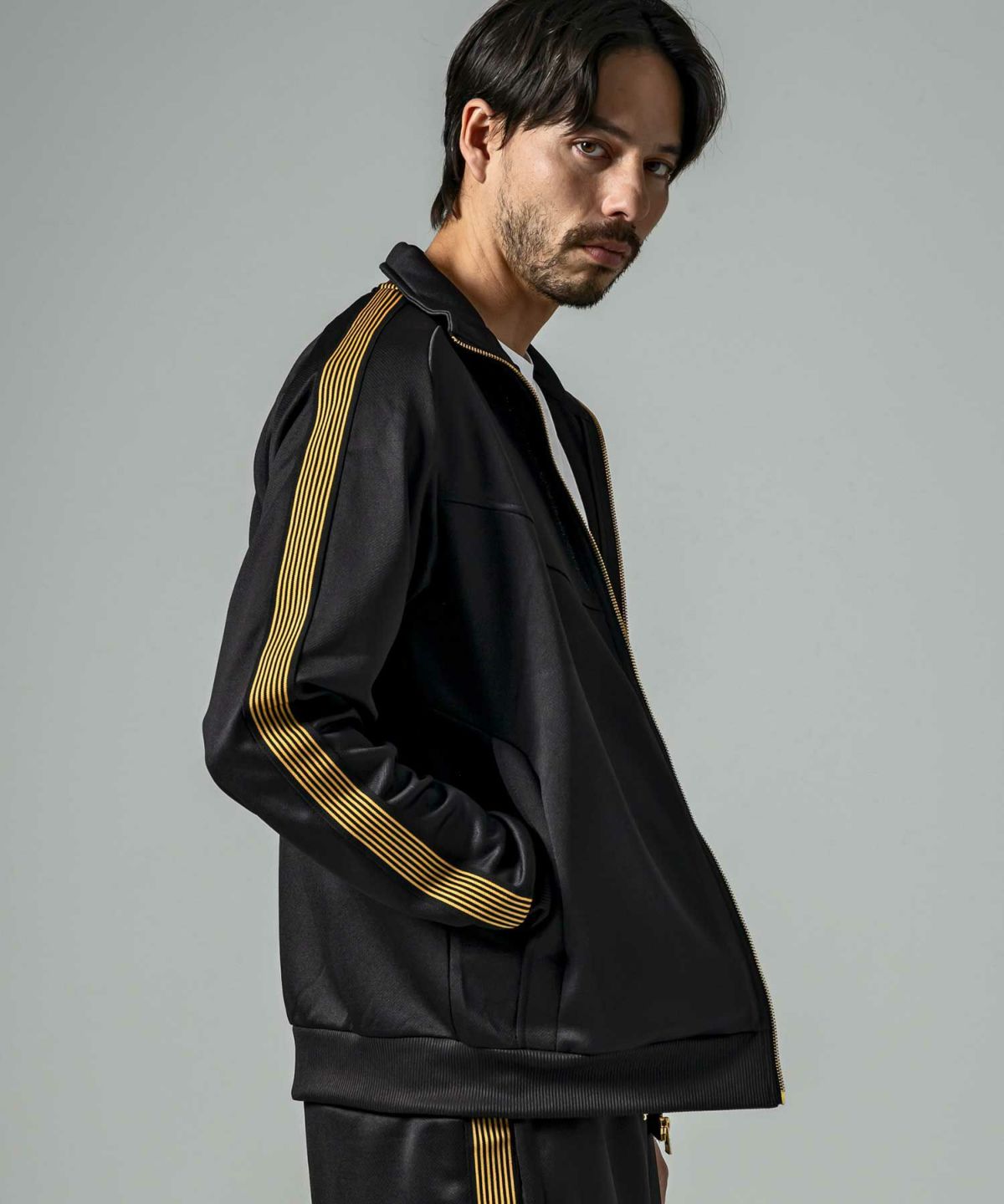 EMPORIO ARMANI EA7(イーエーセブン)TRAIN SOCCER 20TH M T-TOP