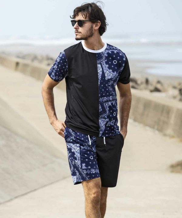 1PIU1UGUALE3 RELAX(ウノピゥウノウグァーレトレ リラックス