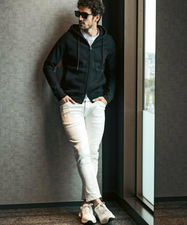 1PIU1UGUALE3 RELAX(ウノピゥウノウグァーレトレ リラックス)レーザー