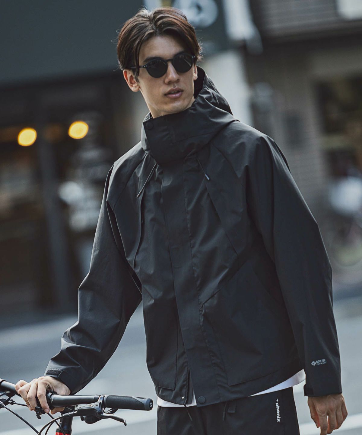 Lafuma GORE-TEX マウンテンパーカー L パフォーマンスシェル 黒 Lafuma GORE-TEX マウンテンパーカー L パフォーマンスシェル 黒