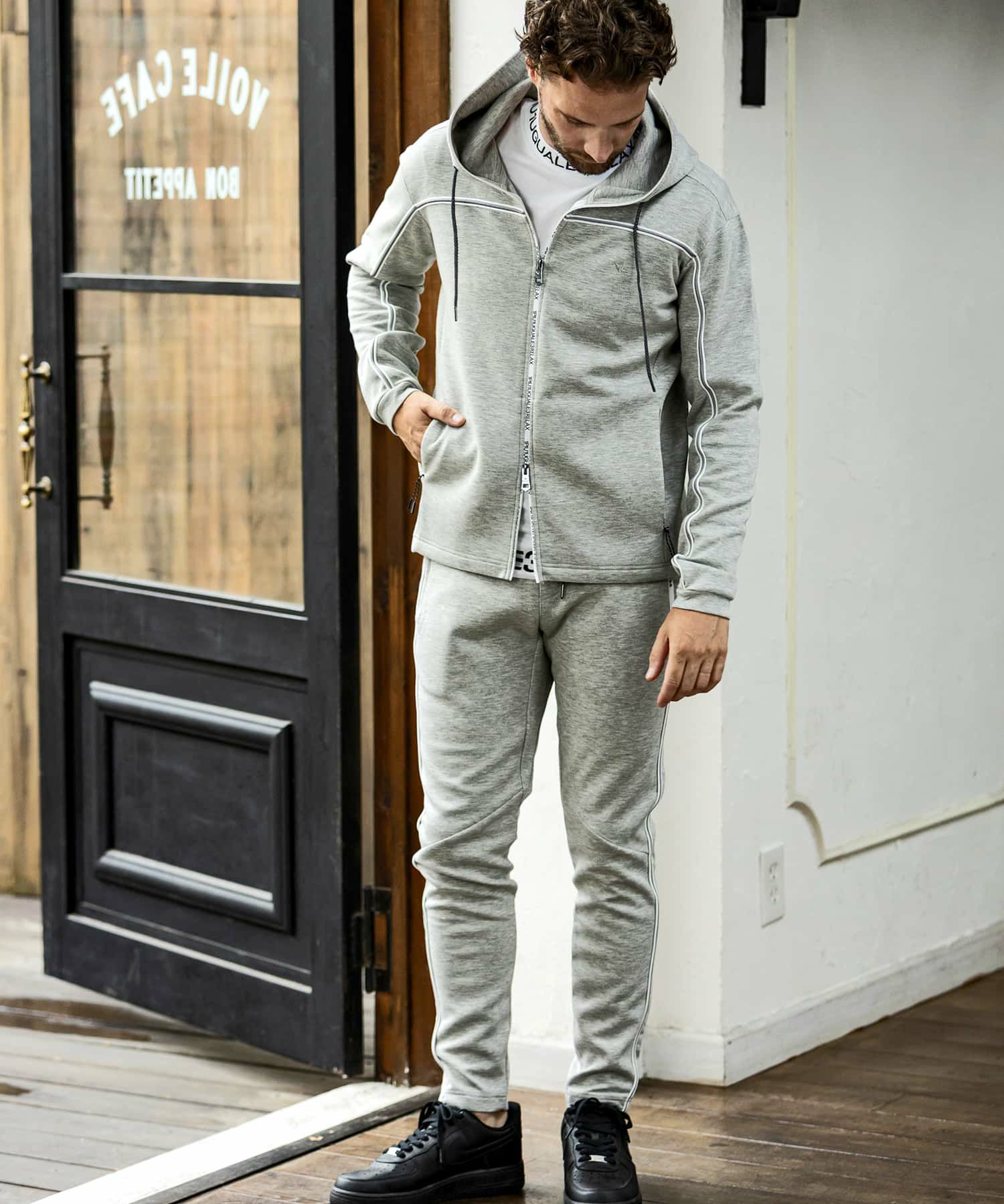 1PIU1UGUALE3 RELAX(ウノピゥウノウグァーレトレ リラックス  