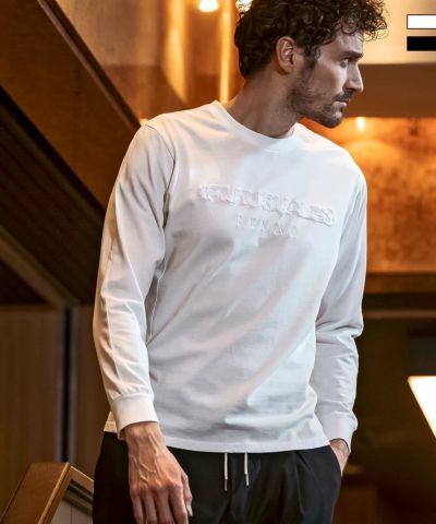 1PIU1UGUALE3 RELAX(ウノピゥウノウグァーレトレ リラックス)カットオフロゴロングTシャツ