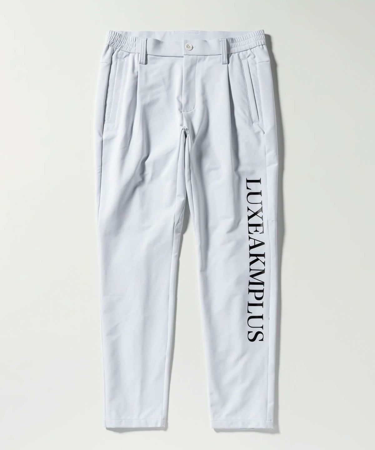 LUXEAKMPLUS(リュクスエイケイエムプラス)ゴルフ サイドロゴグラフェン