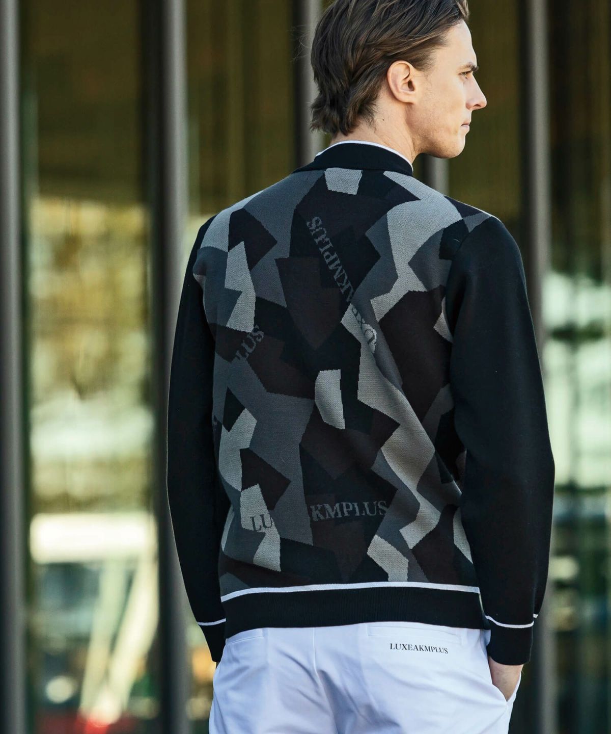 LUXEAKMPLUS(リュクスエイケイエムプラス)ゴルフ カモ柄モックネック