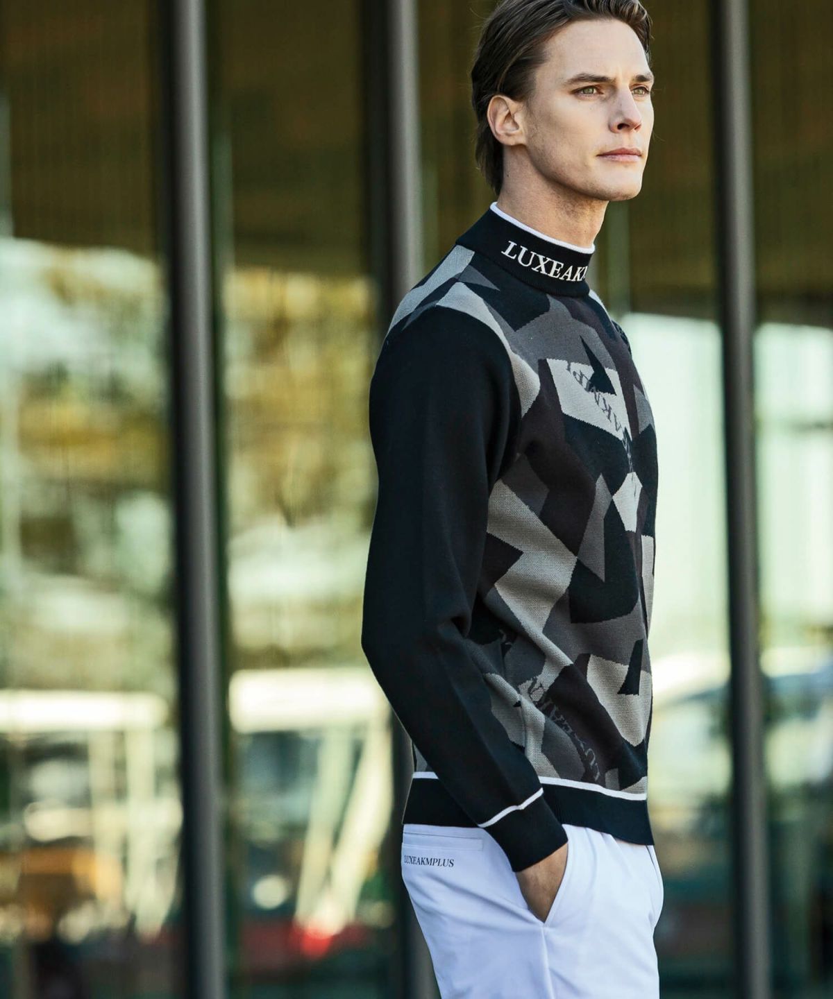 LUXEAKMPLUS(リュクスエイケイエムプラス)ゴルフ カモ柄モックネック