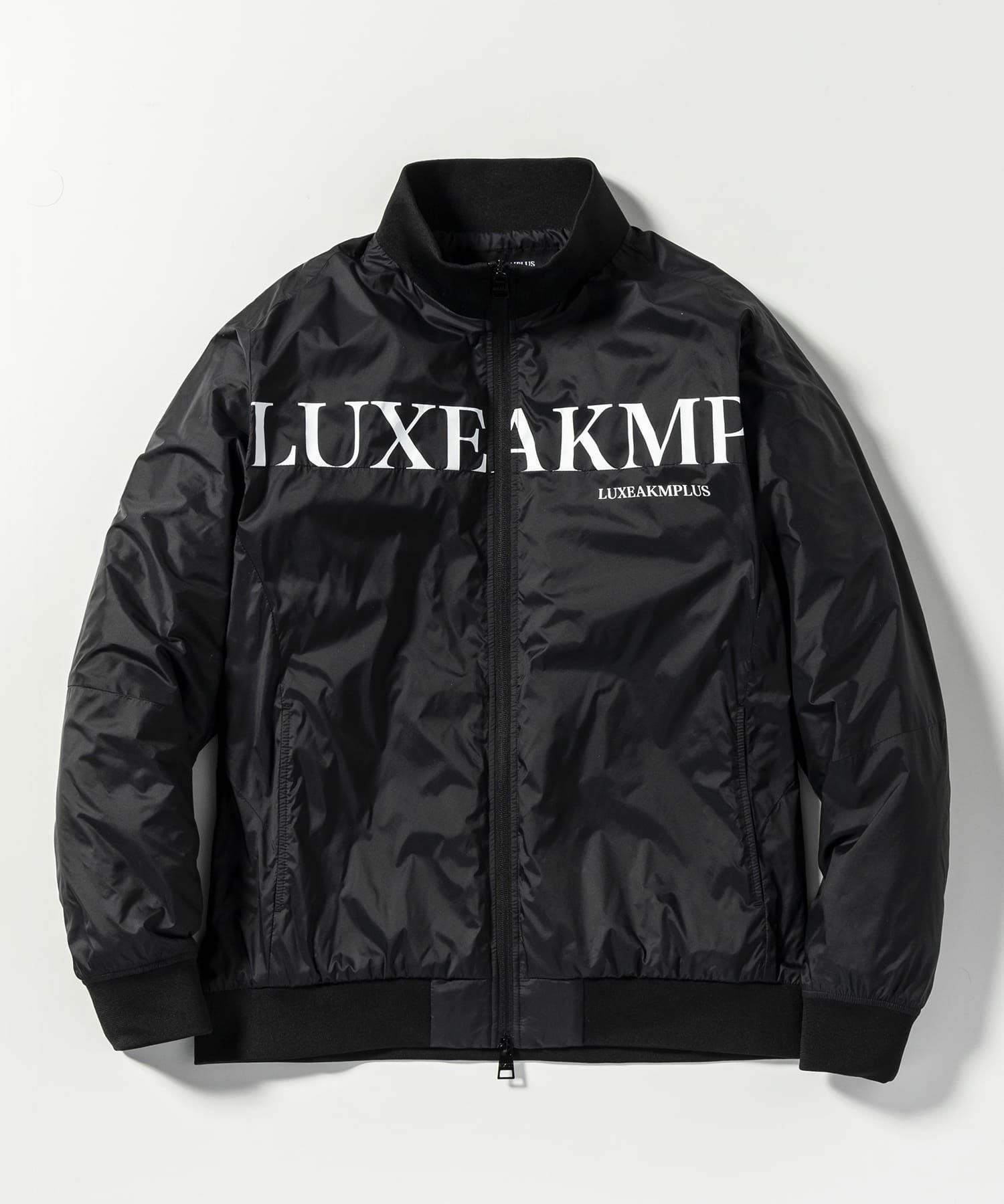 LUXEAKMPLUS(リュクスエイケイエムプラス)ゴルフ 軽量フルジップ