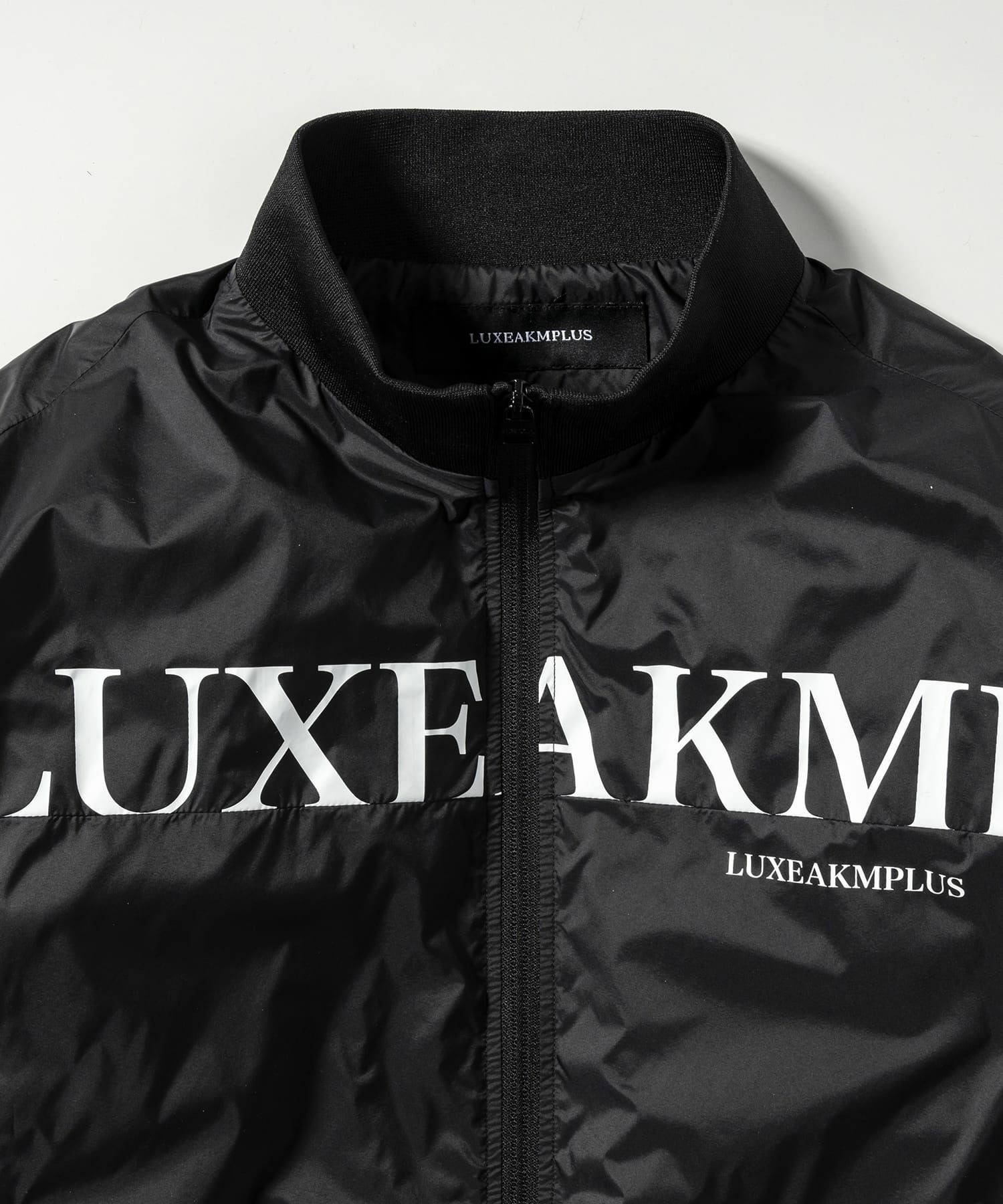 LUXEAKMPLUS(リュクスエイケイエムプラス)ゴルフ 軽量フルジップ