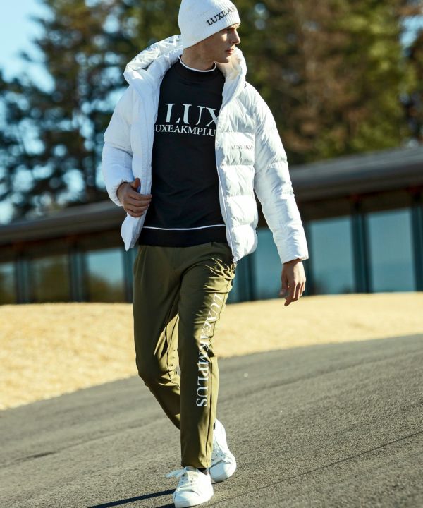 LUXEAKMPLUS(リュクスエイケイエムプラス)ゴルフ フロントロゴモック