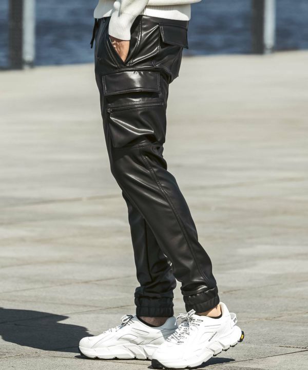 1PIU1UGUALE3 RELAX(ウノピゥウノウグァーレトレ リラックス)フェイク