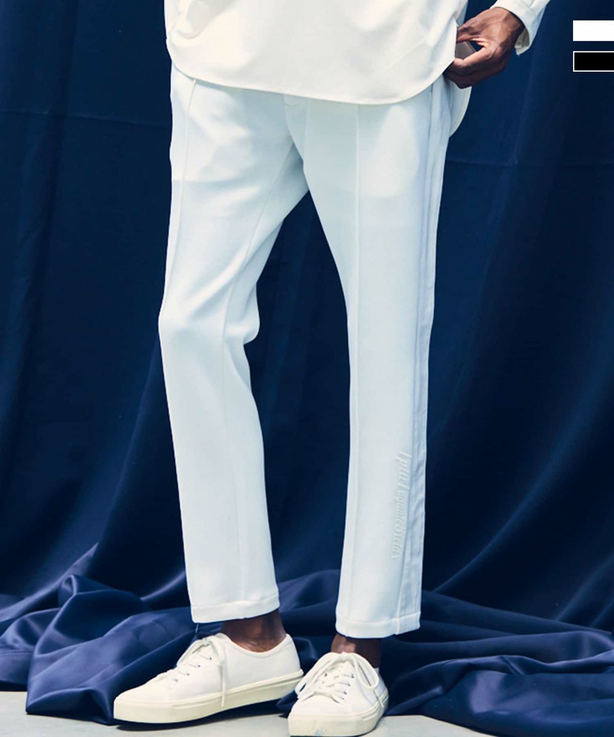 1PIU1UGUALE3 RELAX(ウノピゥウノウグァーレトレ リラックス)レザー