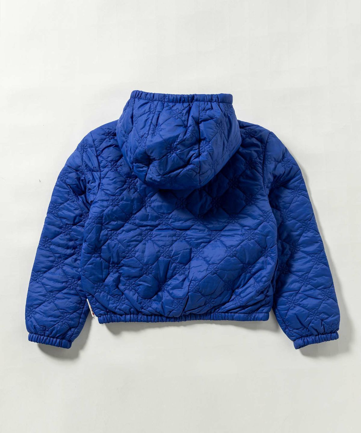 000000035752-08-xl.jpg?t=