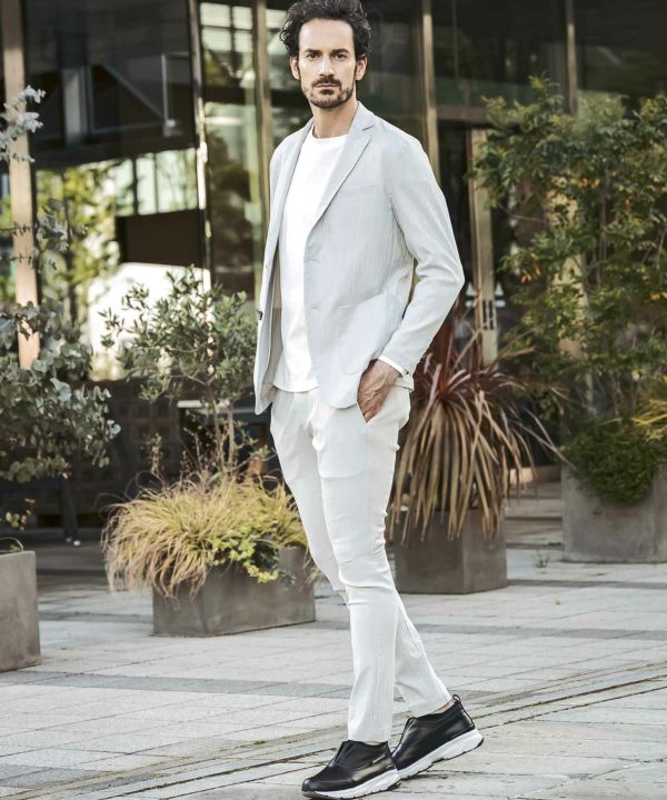 1PIU1UGUALE3 RELAX(ウノピゥウノウグァーレトレ リラックス