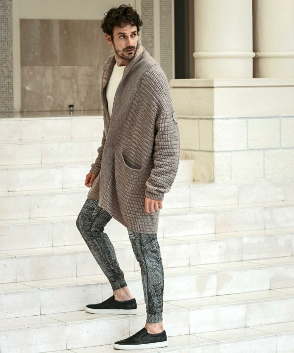 1PIU1UGUALE3 RELAX(ウノピゥウノウグァーレトレ リラックス)ハウンド