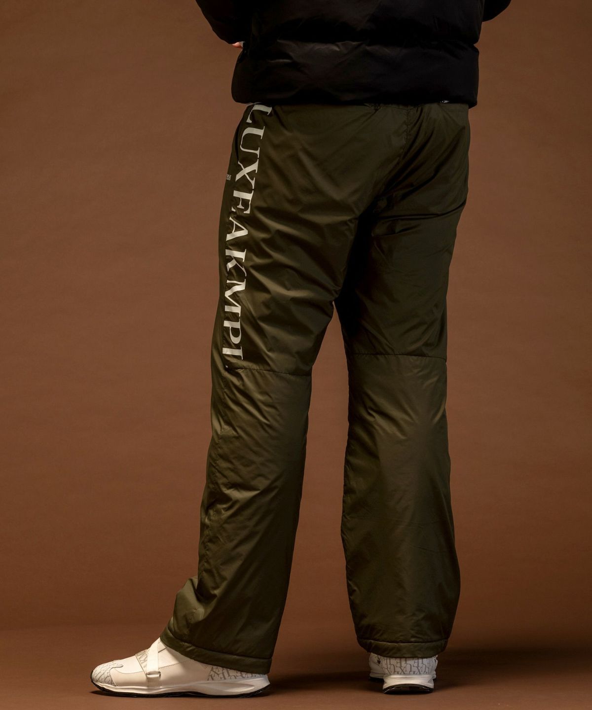 minxinchuankouさま専用LUXEAKMPLUS ビッグロゴ防風パンツ LUXE AKM