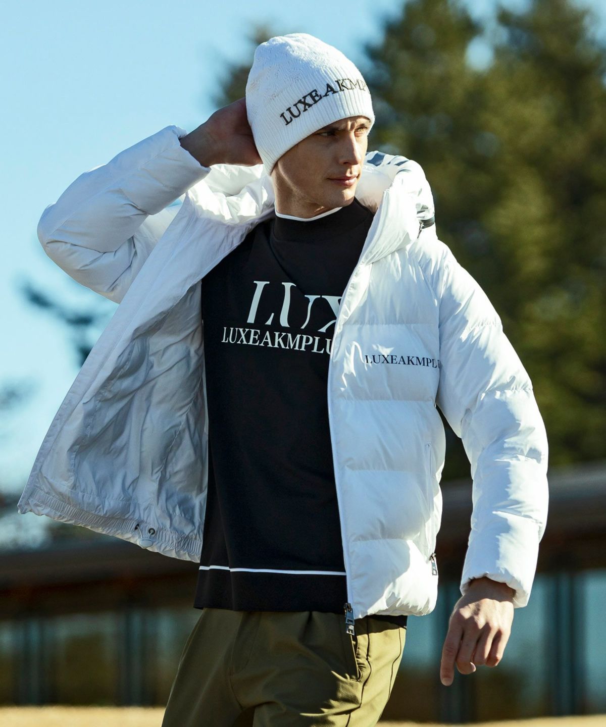 LUXEAKMPLUS(リュクスエイケイエムプラス)ゴルフ フードロゴ軽量