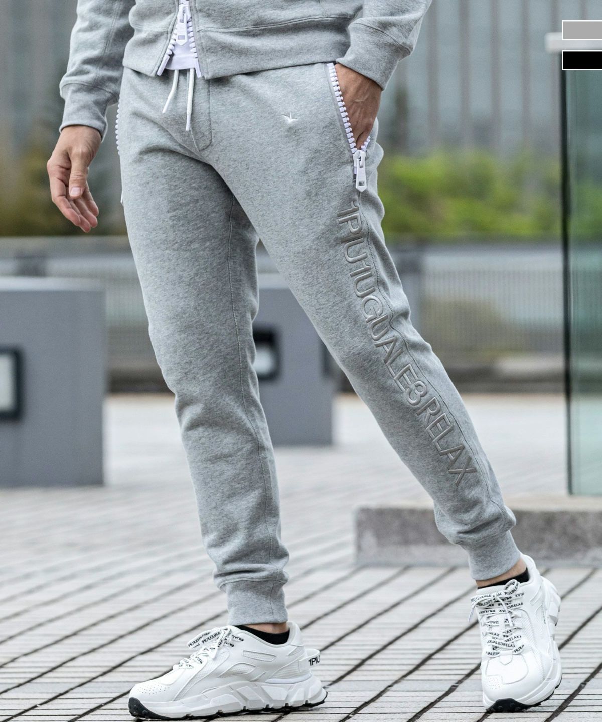 1PIU1UGUALE3 RELAX(ウノピゥウノウグァーレトレ リラックス)ビッグ