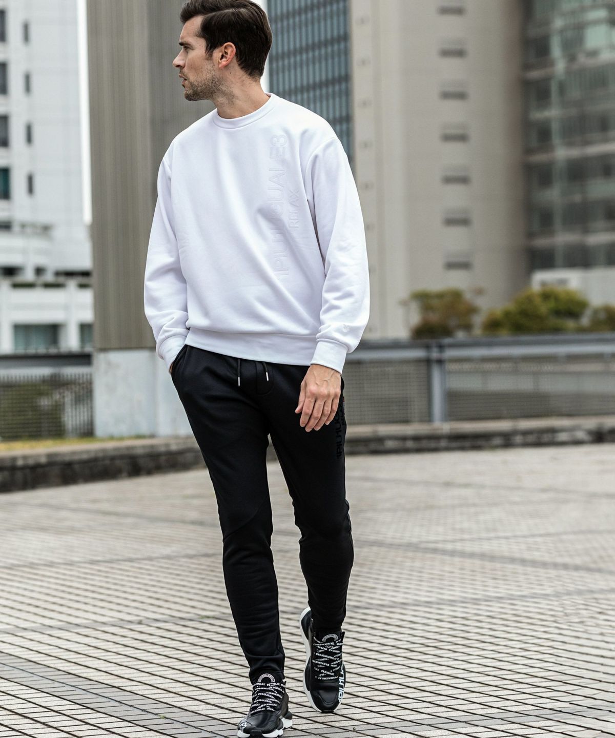 1PIU1UGUALE3 RELAX(ウノピゥウノウグァーレトレ リラックス)ポーラ