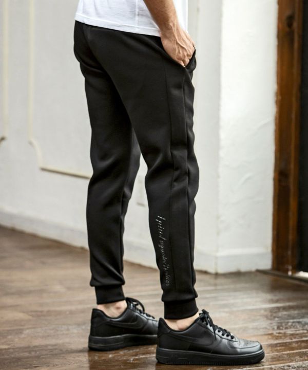 トリア♫ 1PIU1UGUALE3 RELAX(ウノピゥウノウグァーレトレ リラックス)レザー