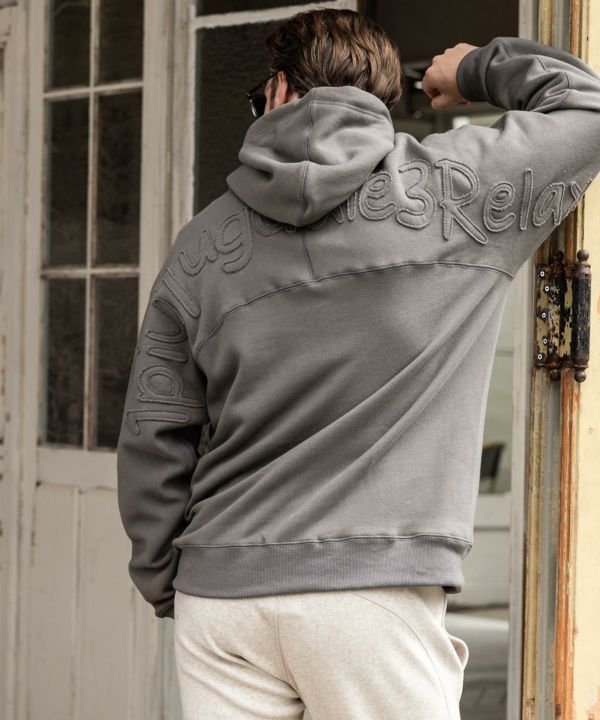 1PIU1UGUALE3 RELAX(ウノピゥウノウグァーレトレ リラックス)バック