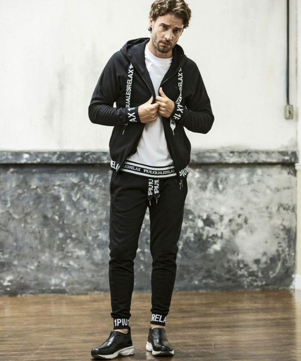 1PIU1UGUALE3 RELAX(ウノピゥウノウグァーレトレ リラックス)ワイド