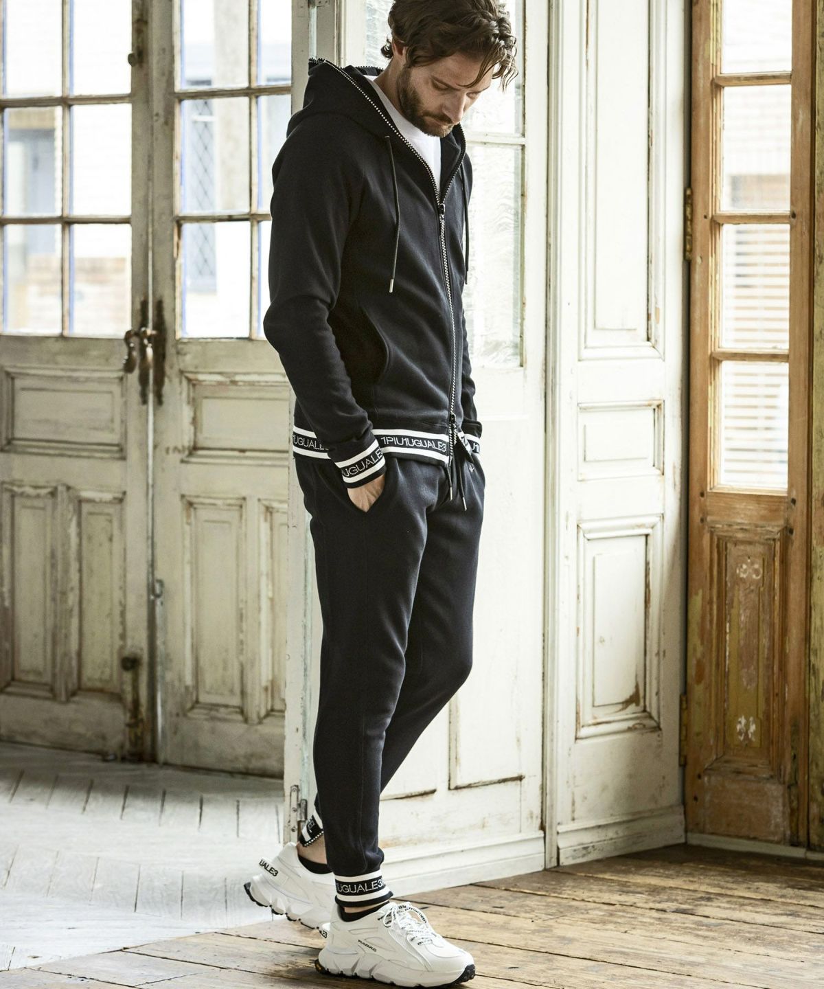 1PIU1UGUALE3 RELAX(ウノピゥウノウグァーレトレ リラックス)ライン