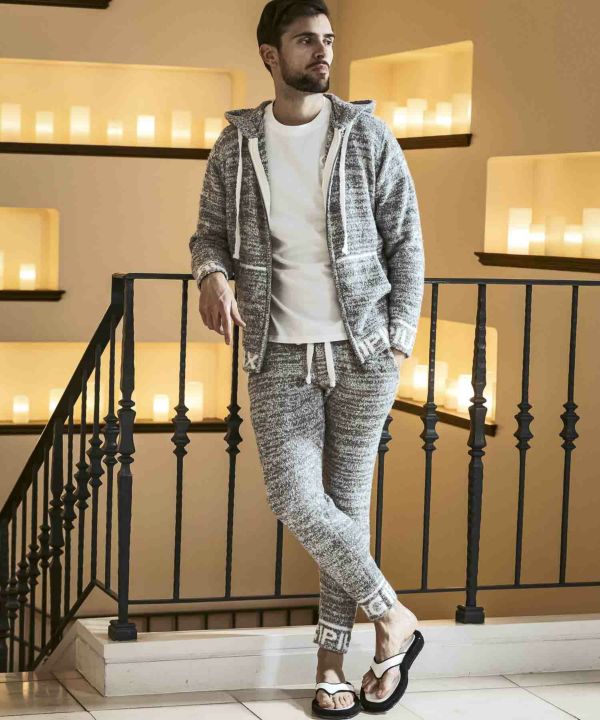 1PIU1UGUALE3 RELAX(ウノピゥウノウグァーレトレ リラックス)裾